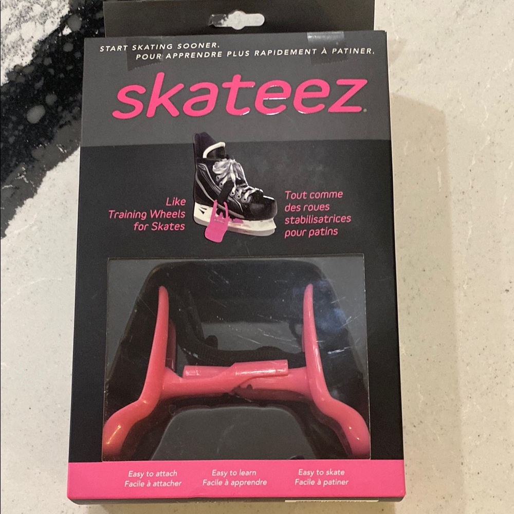 Skateez. kids “training wheels for skates”!! New in box!